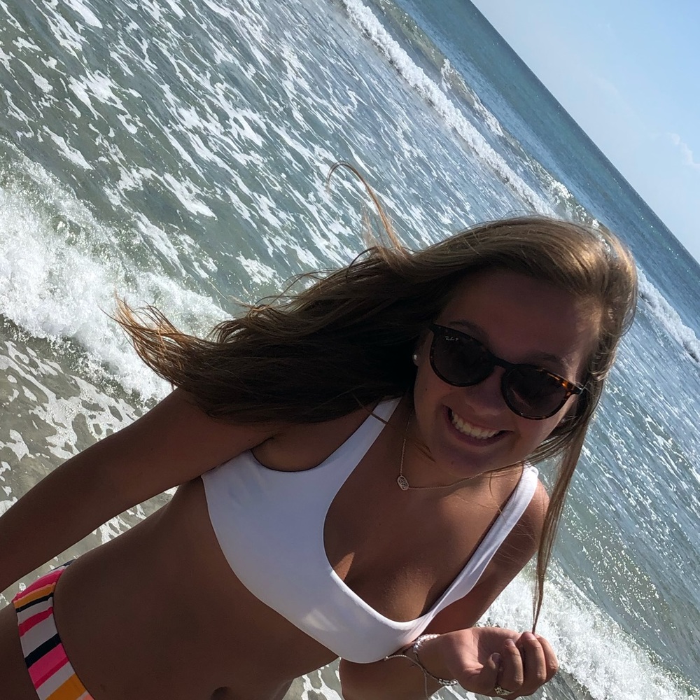 white aerie bathing suit top